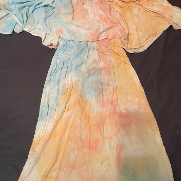Tie Dye Maxi Dress Off the Shoulder - Picture 6 of 11